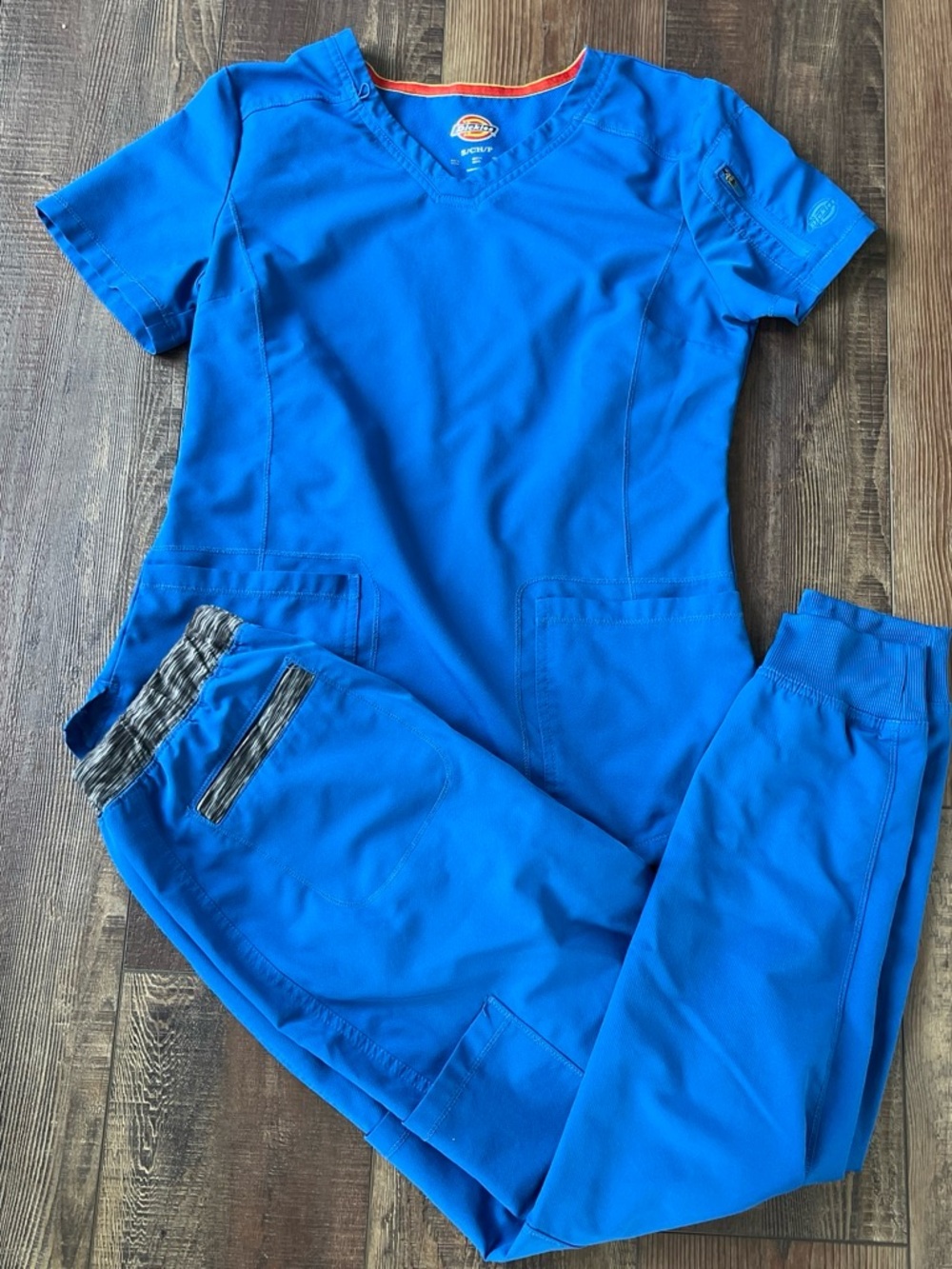Dickies Women's Bright Royal Blue Scrub Set